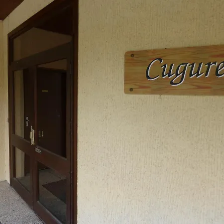 Village Cuguret Jausiers